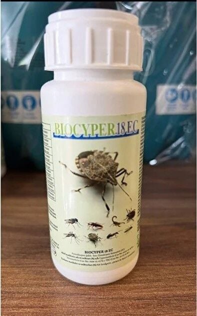 BIOCYPER18EC100ML Kahverengi Kokarca Böceği ve Kene Ye Özel Ilacı Konsantre Süper Etki Sonuç